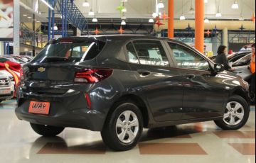 Chevrolet Onix 1.0 - Foto #2