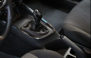 Chevrolet Onix 1.0 - Foto #7