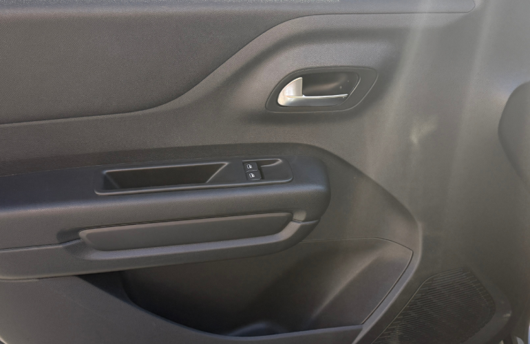 Citroën C3 1.6 Feel Pack (Aut) - Foto #6