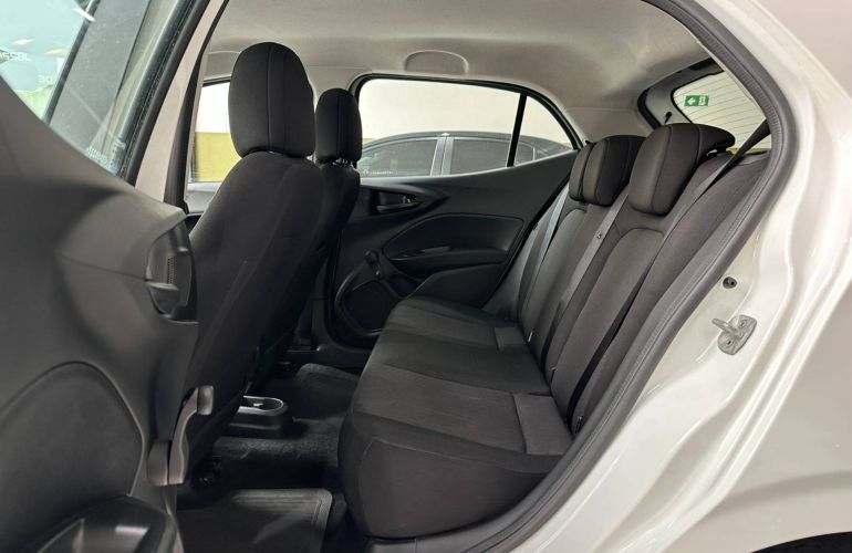 Fiat Argo 1.0 Firefly Drive - Foto #8