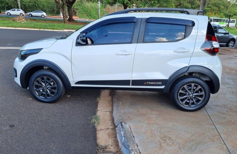 Fiat Mobi 1.0 Evo Trekking - Foto #8