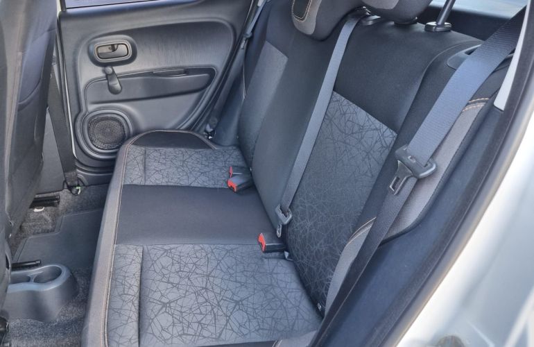 Fiat Mobi 1.0 Evo Trekking - Foto #9