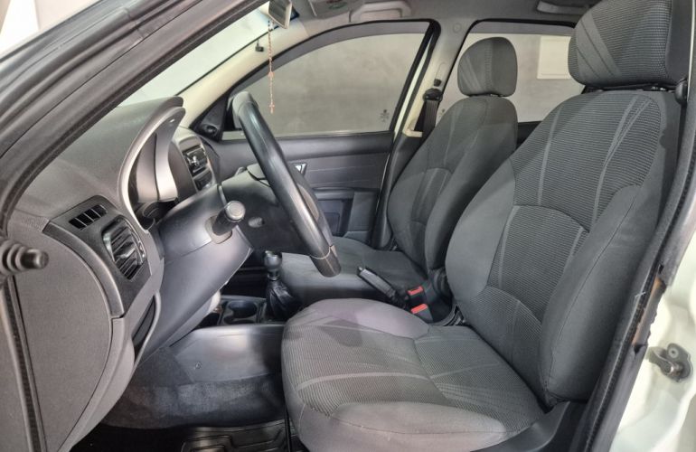 Fiat Palio Weekend Attractive 1.4 8V (Flex) - Foto #7