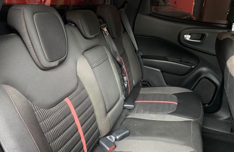 Fiat Toro 1.8 16V Evo Freedom - Foto #7