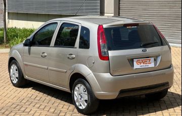 Ford Fiesta 1.6 Rocam 8v - Foto #2