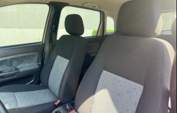 Ford Fiesta 1.6 Rocam 8v - Foto #8