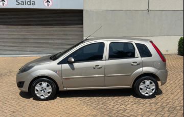 Ford Fiesta 1.6 Rocam 8v - Foto #10