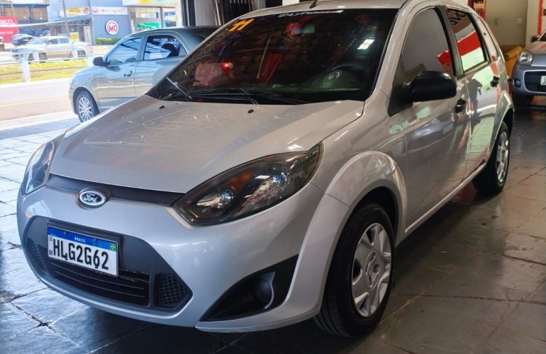 Ford Fiesta 1.0 Rocam Hatch 8v - Foto #5