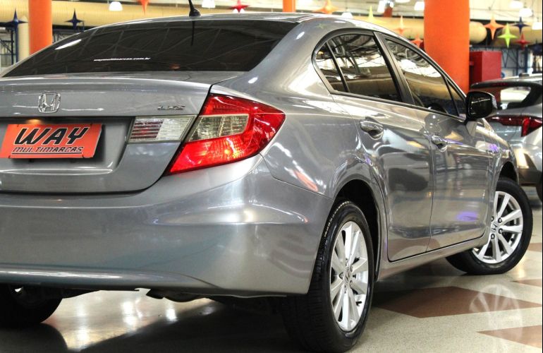 Honda Civic 1.8 LXS 16v - Foto #6