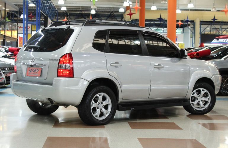 Hyundai Tucson 2.0 MPFi GLS 16V 143cv 2wd - Foto #2