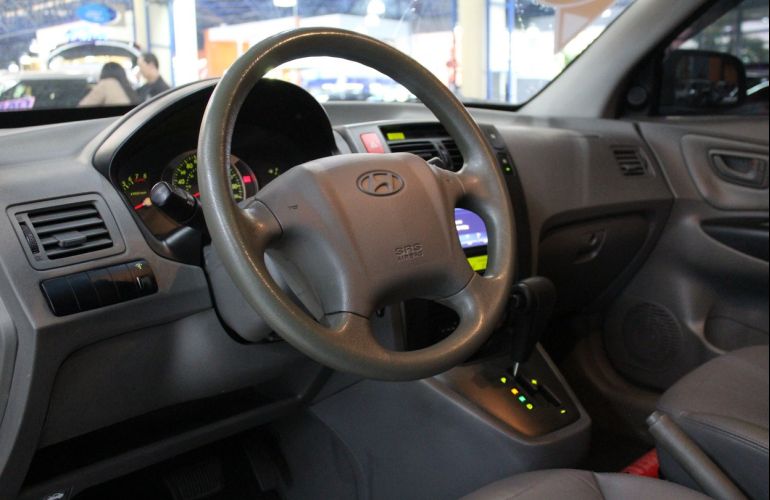 Hyundai Tucson 2.0 MPFi GLS 16V 143cv 2wd - Foto #3
