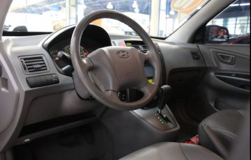 Hyundai Tucson 2.0 MPFi GLS 16V 143cv 2wd - Foto #3