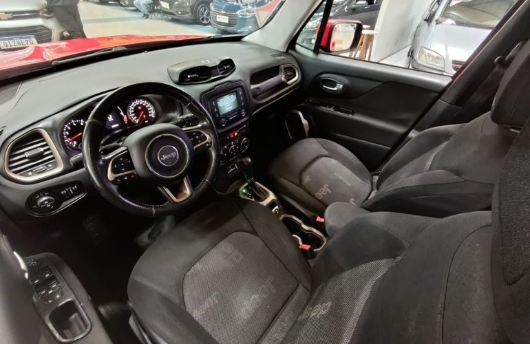 Jeep Renegade 1.8 16V Longitude - Foto #10