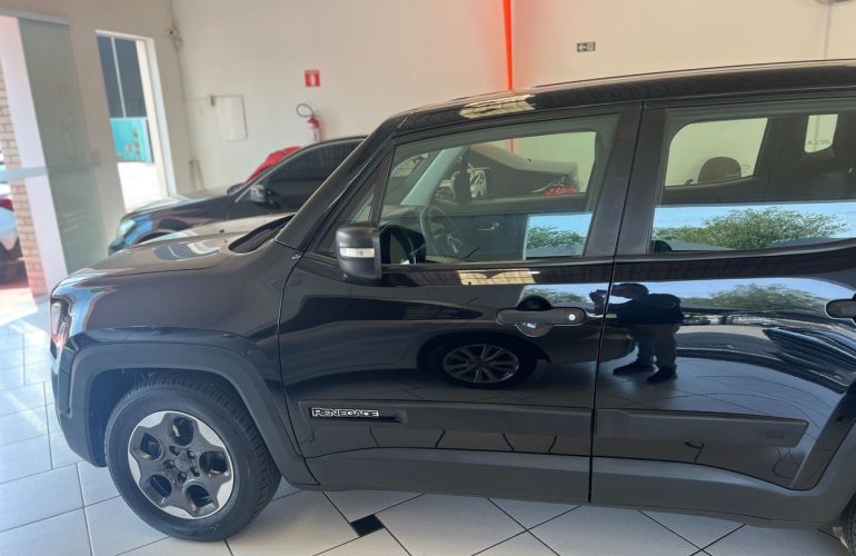 Jeep Renegade 1.8 16v - Foto #3