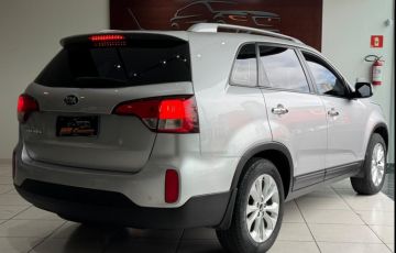 Kia Sorento 2.4 16V EX 7l - Foto #4