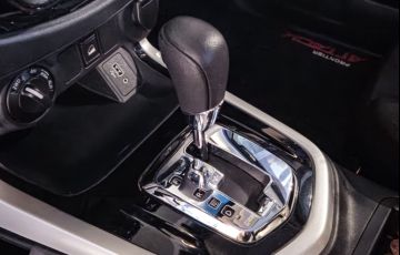 Nissan Frontier 2.3 16V Turbo Attack CD 4x4 - Foto #9