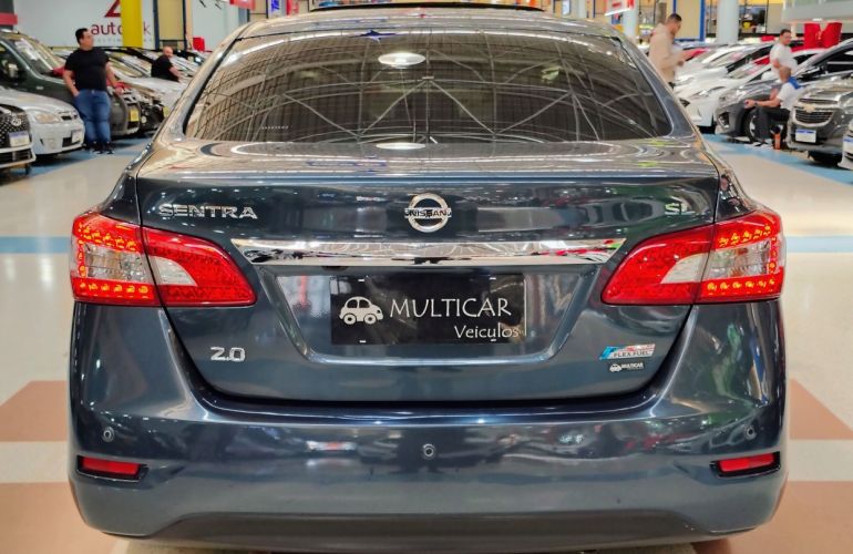 Nissan Sentra 2.0 SL 16v - Foto #6