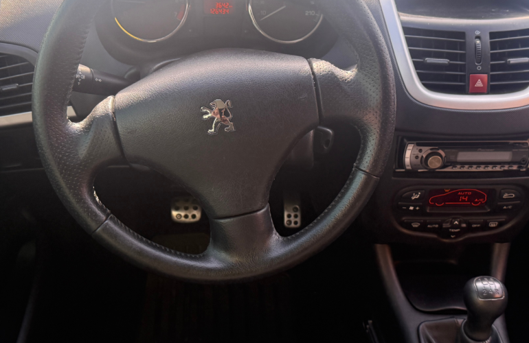 Peugeot 207 Hatch XS 1.6 16V (flex) - Foto #4