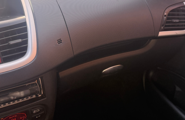 Peugeot 207 Hatch XS 1.6 16V (flex) - Foto #7