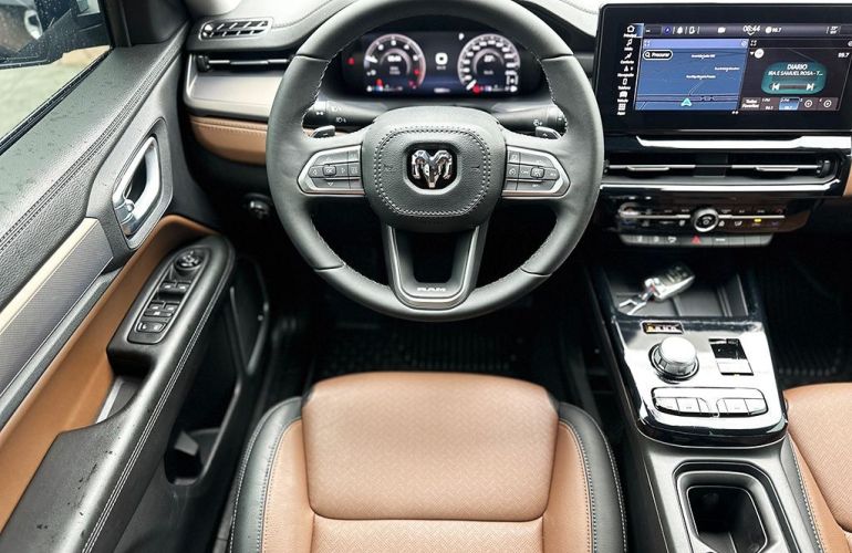 RAM Rampage 2.0 Hurricane 4 Turbo Laramie 4x4 - Foto #7