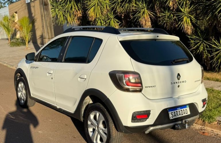 Renault Sandero 1.6 Stepway 8v - Foto #6