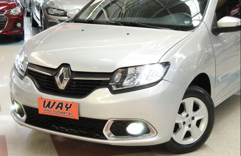 Renault Sandero 1.6 Dynamique 8v - Foto #6