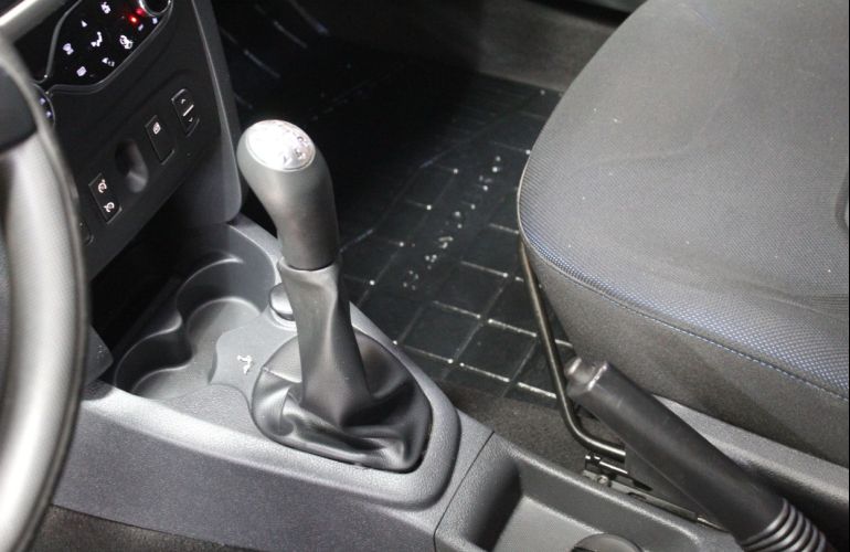 Renault Sandero 1.6 Dynamique 8v - Foto #9