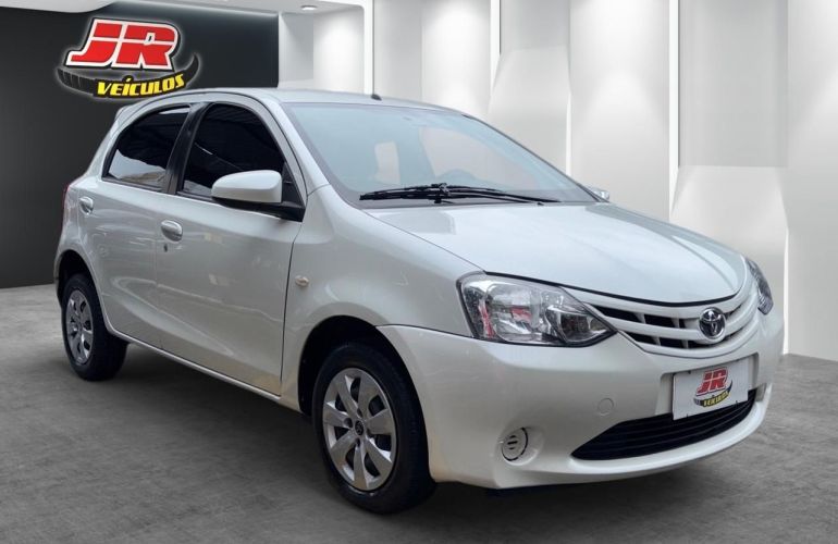 Toyota Etios 1.5 Xs 16v - Foto #3