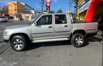 Toyota Hilux 3.0 Sr 4x4 CD 8V Turbo - Foto #4