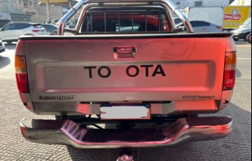Toyota Hilux 3.0 Sr 4x4 CD 8V Turbo - Foto #6