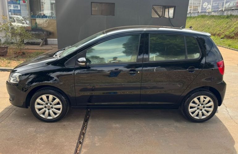 Volkswagen Fox 1.0 Mi 8v - Foto #5