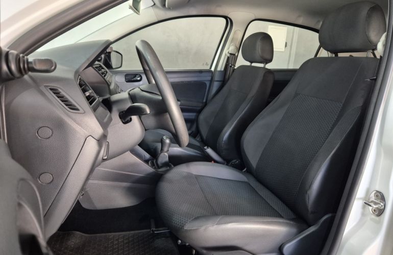 Volkswagen Gol 1.0 - Foto #7