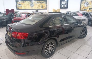 Volkswagen Jetta 2.0 TSi Highline 200cv - Foto #4