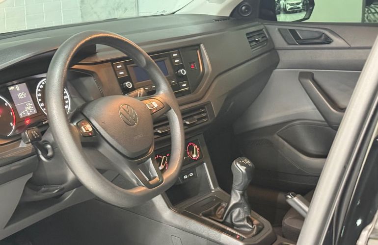 Volkswagen Polo 1.0 MPi Track - Foto #3