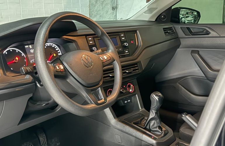 Volkswagen Polo 1.0 MPi Track - Foto #4