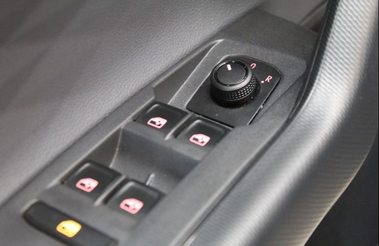 Volkswagen Polo 1.0 170 TSi Comfortline - Foto #9