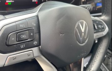 Volkswagen Taos 250 TSi Comfortline - Foto #10