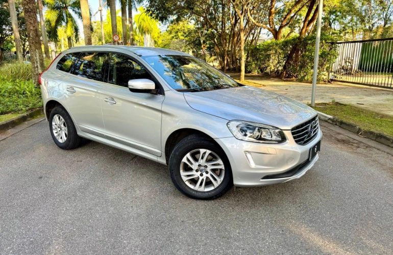 Volvo Xc60 2.0 T5 Kinetic Gasolina 4p Automático - Foto #2