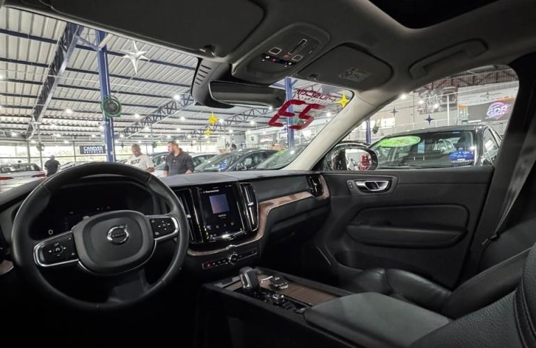 Volvo Xc60 2.0 T8 Recharge Plus Awd - Foto #10