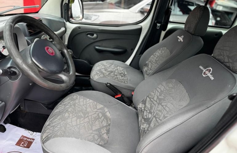 Fiat Doblo 1.8 MPi Adventure 8v - Foto #9