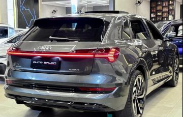 Audi E-tron Performance Black Quattro - Foto #4