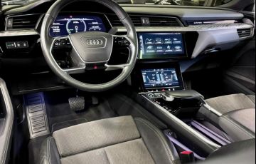 Audi E-tron Performance Black Quattro - Foto #7