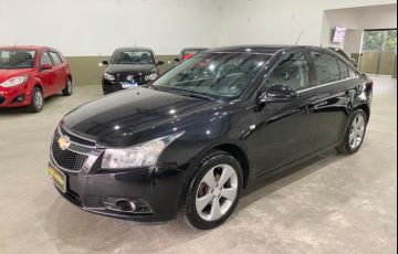 Chevrolet Cruze 1.8 LT 16V Flex 4p Automático