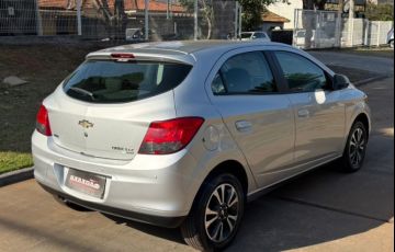 Chevrolet Onix 1.4 MPFi LTZ 8v - Foto #7