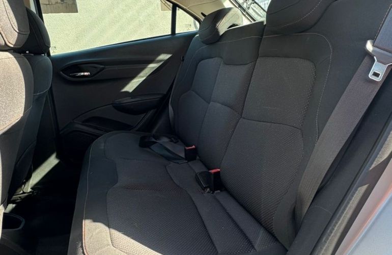 Chevrolet Onix 1.4 MPFi LTZ 8v - Foto #9