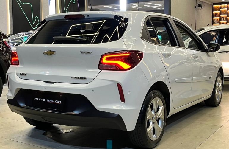 Chevrolet Onix 1.0 Turbo Premier - Foto #4