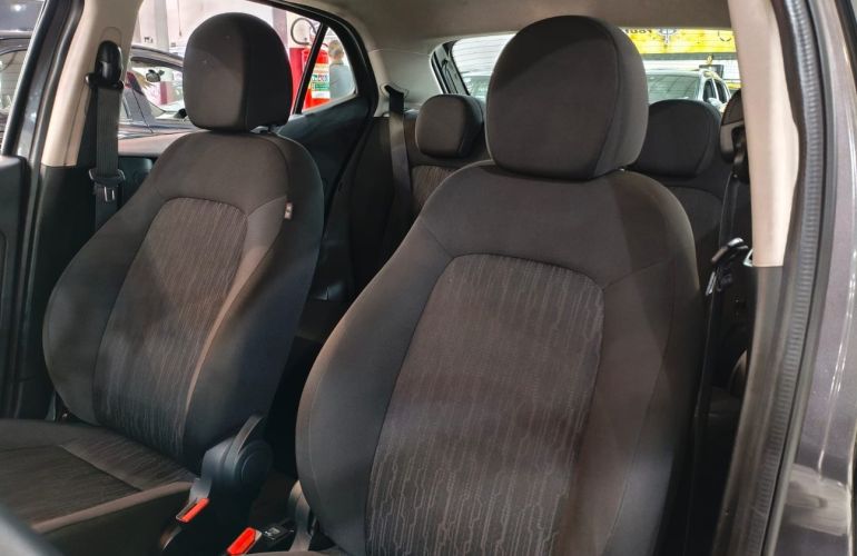 Fiat Argo 1.0 Firefly Drive - Foto #10