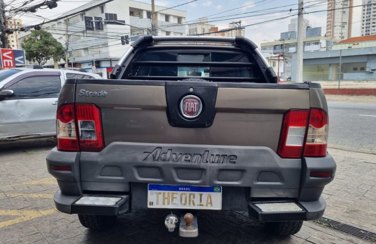 Fiat Strada 1.8 MPi Adventure CD 16v - Foto #6