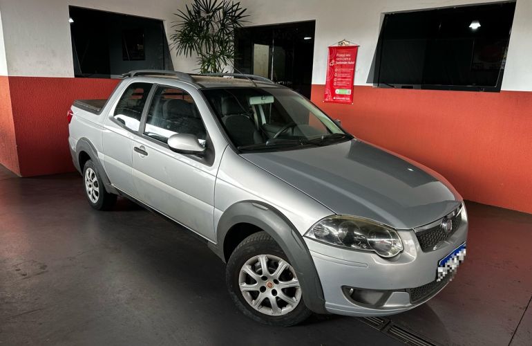 Fiat Strada 1.6 MPi Trekking CD 16v - Foto #1