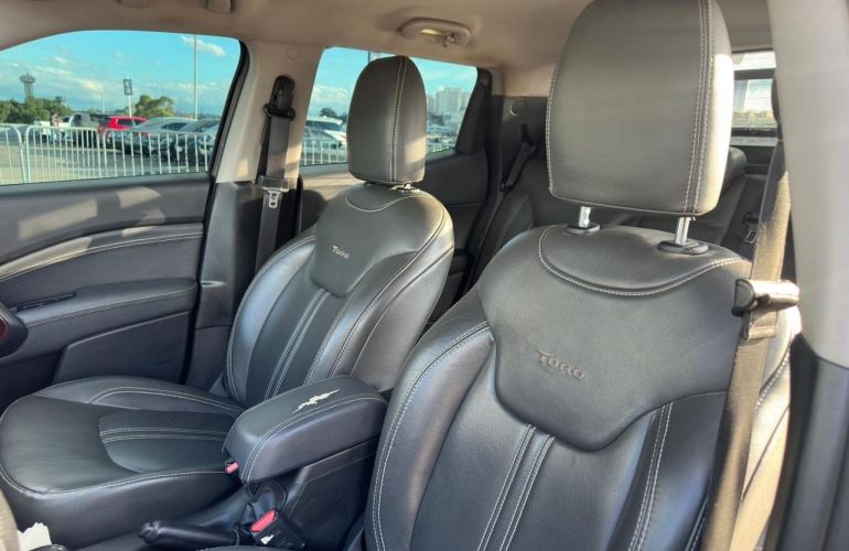 Fiat Toro 1.8 16V Evo Freedom - Foto #8